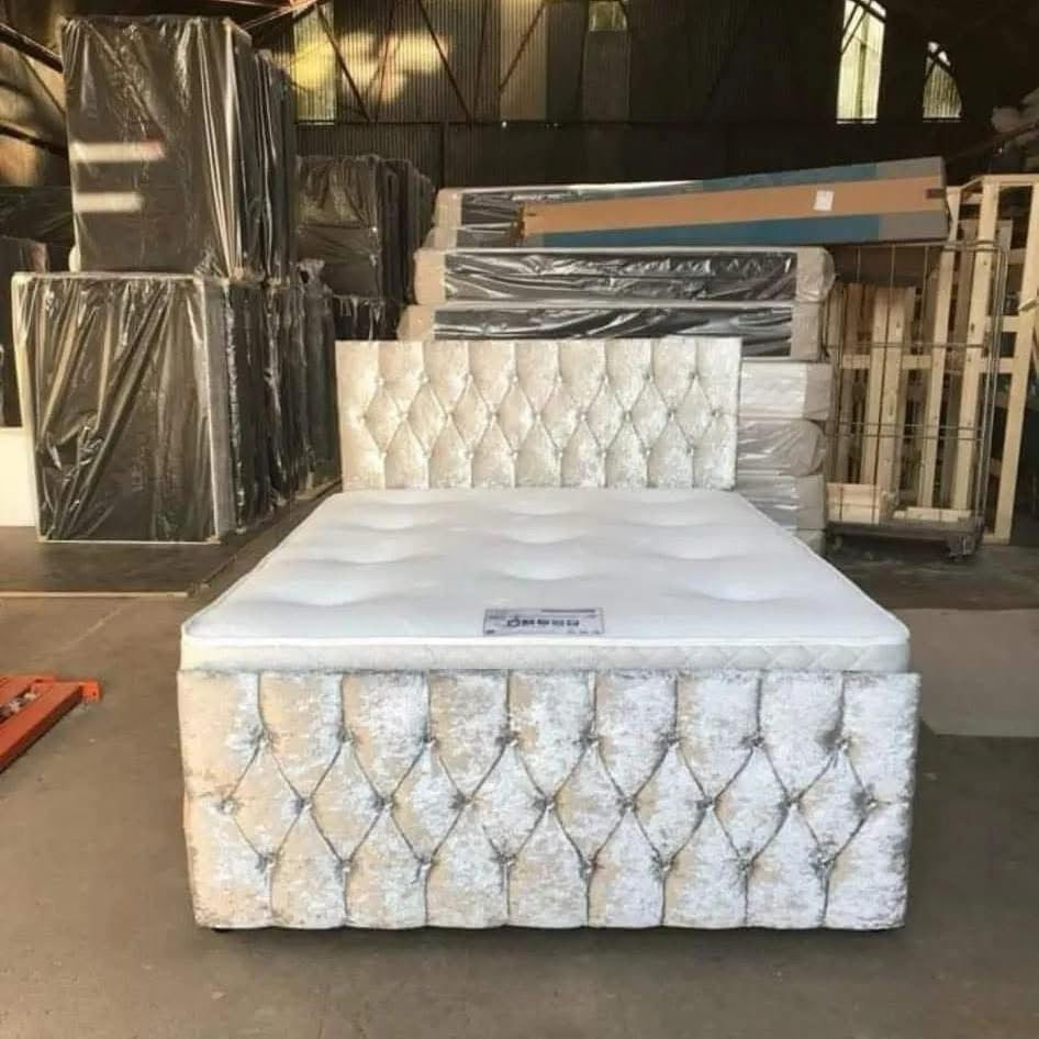 Florida chesterfield divan bed