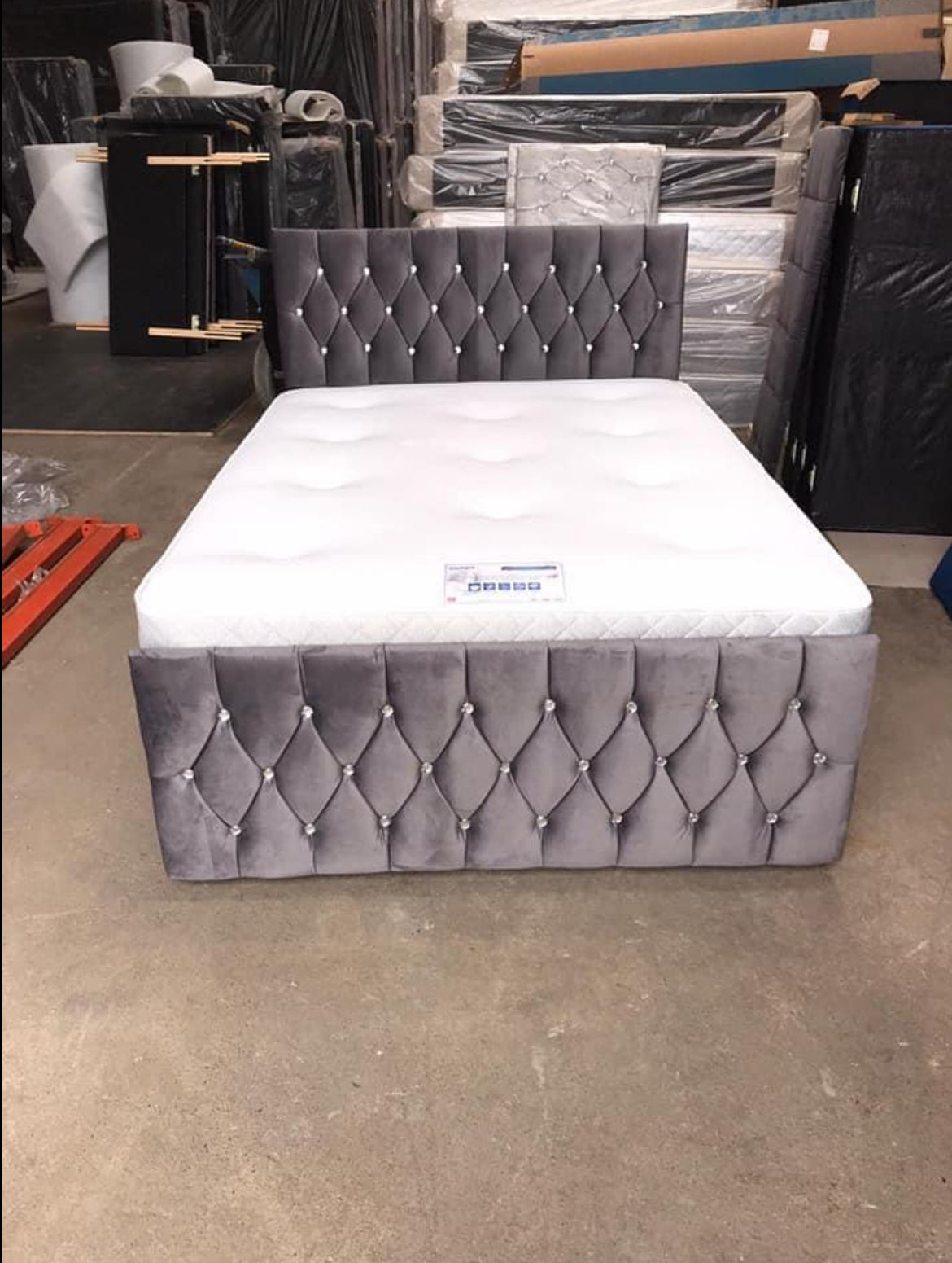 Florida chesterfield divan bed