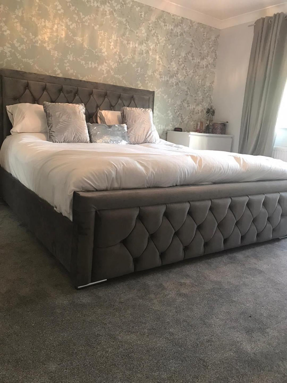 Chesterfield Vancouver beds (frame)