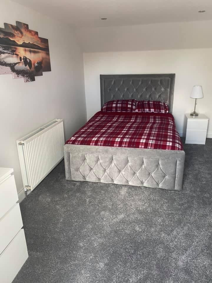 Chesterfield Vancouver beds (frame)